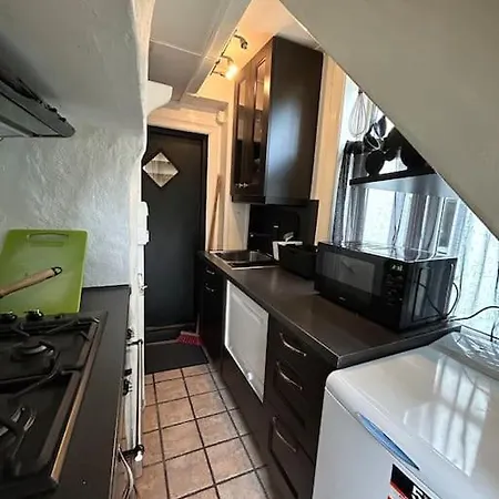 Apartment Cozy In Popular Street
