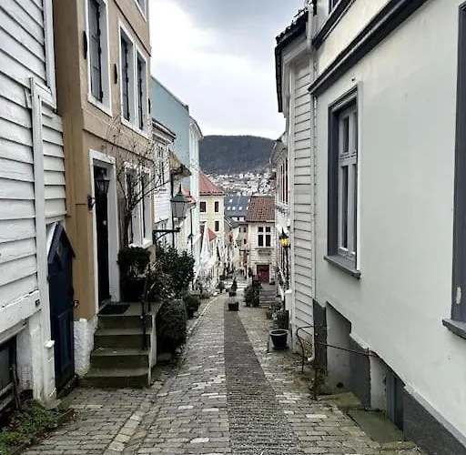 Cozy In Popular Street Apartmán Bergen